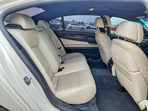 2015 BMW 740