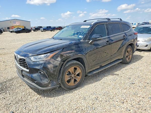 2022 TOYOTA HIGHLANDER