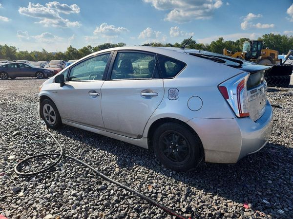 2014 TOYOTA PRIUS