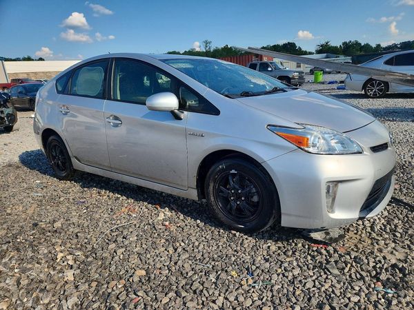 2014 TOYOTA PRIUS