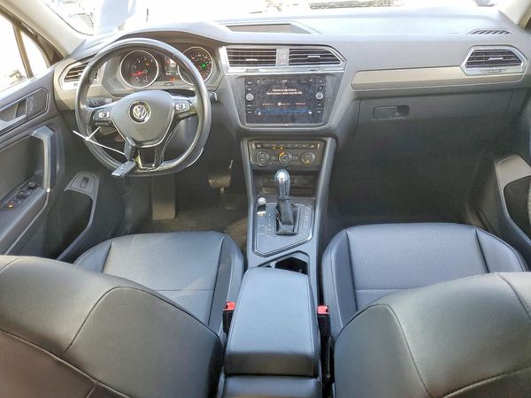 2018 VOLKSWAGEN TIGUAN SE, SEL