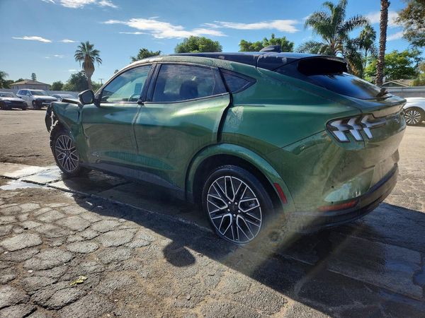 2025 FORD MUSTANG Premium — DSRA