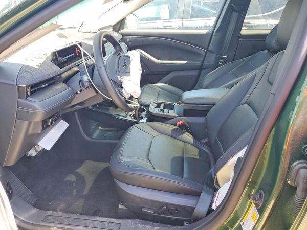 2025 FORD MUSTANG Premium — DENT
