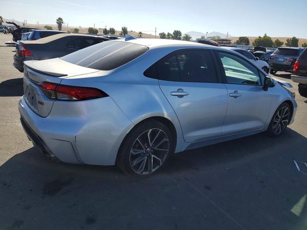 2020 TOYOTA COROLLA XSE