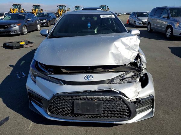 2020 TOYOTA COROLLA XSE