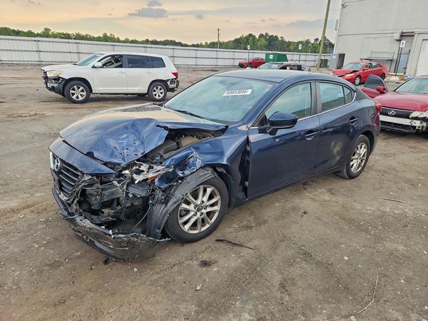 2017 MAZDA 3