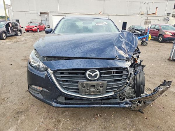 2017 MAZDA 3