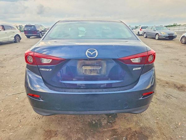 2017 MAZDA 3