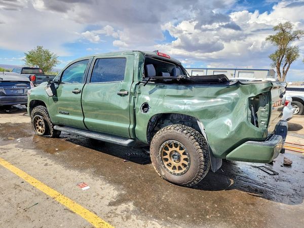 2021 TOYOTA TUNDRA