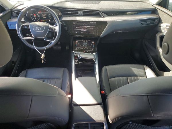 2024 AUDI Q8 E-TRON