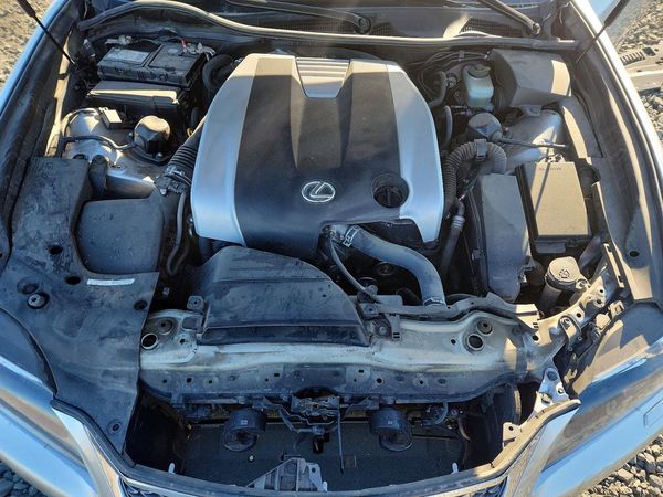 2014 LEXUS GS 350 — Engine bay