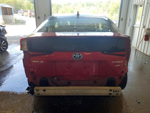 2022 TOYOTA PRIUS