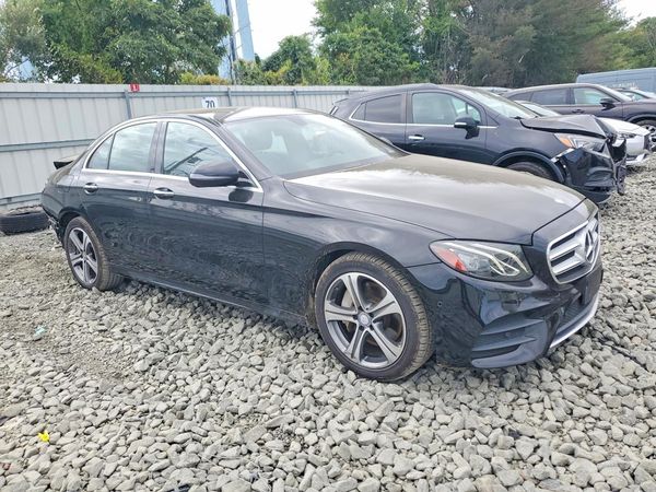 2017 MERCEDES-BENZ E — Passenger 3/4