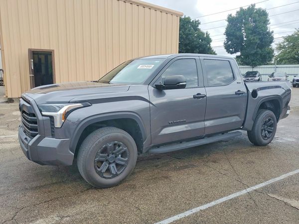 2025 TOYOTA TUNDRA