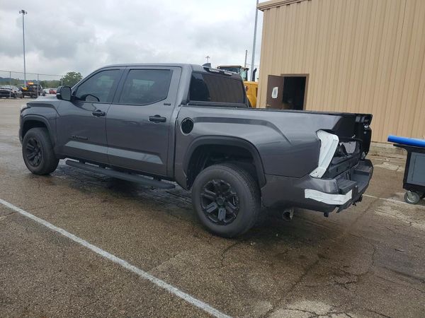 2025 TOYOTA TUNDRA