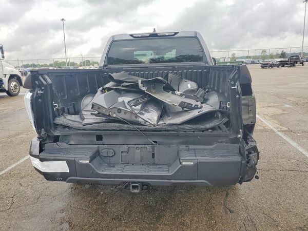2025 TOYOTA TUNDRA