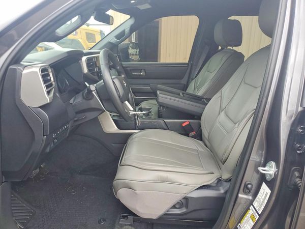 2025 TOYOTA TUNDRA