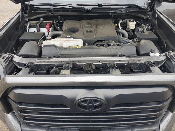 2025 TOYOTA TUNDRA