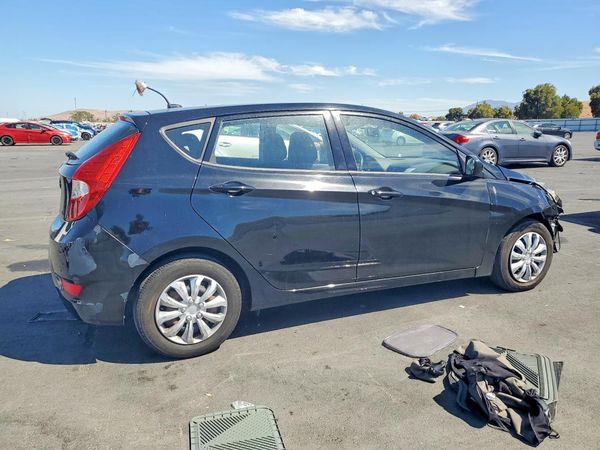 2012 HYUNDAI ACCENT