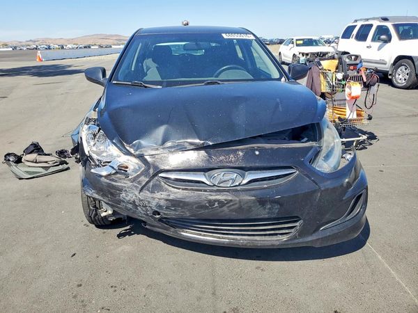 2012 HYUNDAI ACCENT