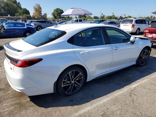 2026 TOYOTA CAMRY