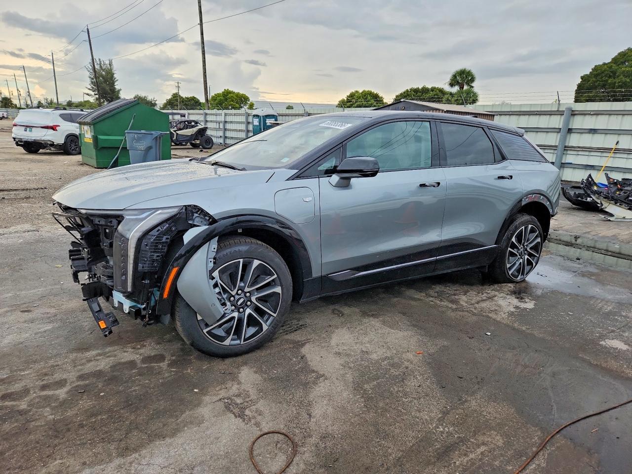 2026 CADILLAC OPTIQ — Front 3/4