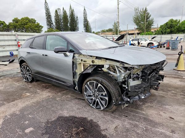 2026 CADILLAC OPTIQ — Passenger 3/4