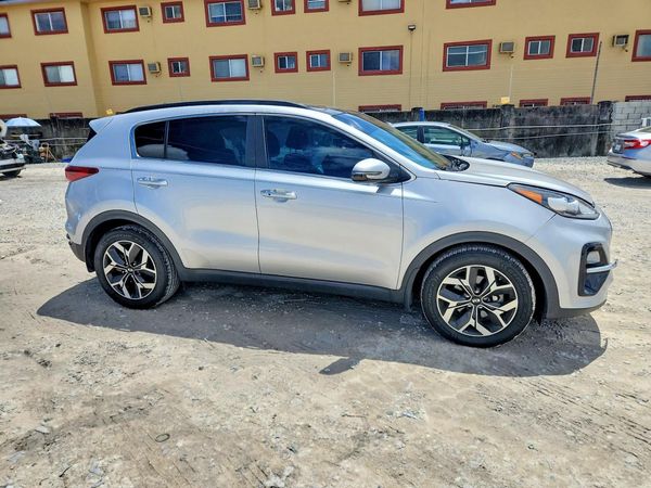 2022 KIA SPORTAGE