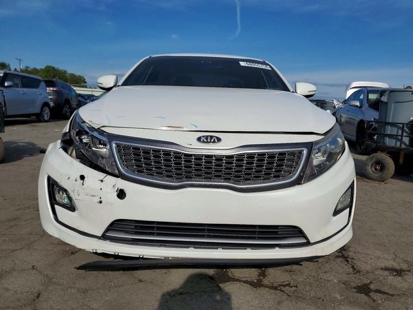 2016 KIA OPTIMA GL - Middle-low