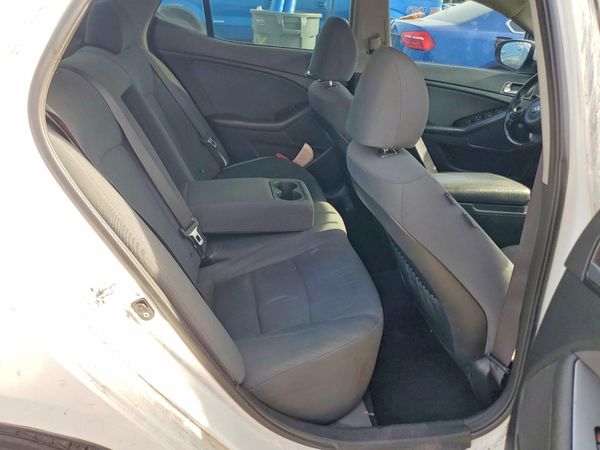 2016 KIA OPTIMA GL - Middle-low