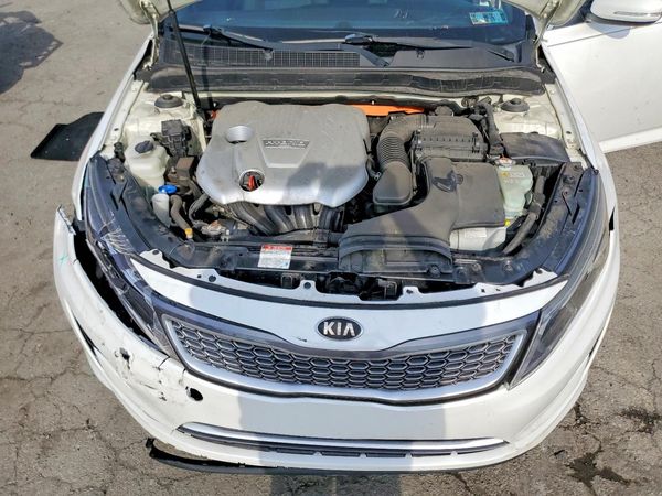 2016 KIA OPTIMA GL - Middle-low