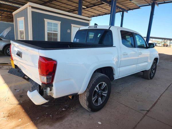 2016 TOYOTA TACOMA