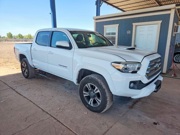 2016 TOYOTA TACOMA