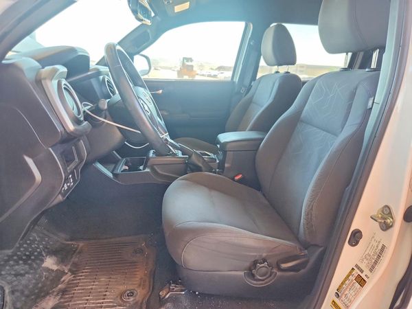 2016 TOYOTA TACOMA