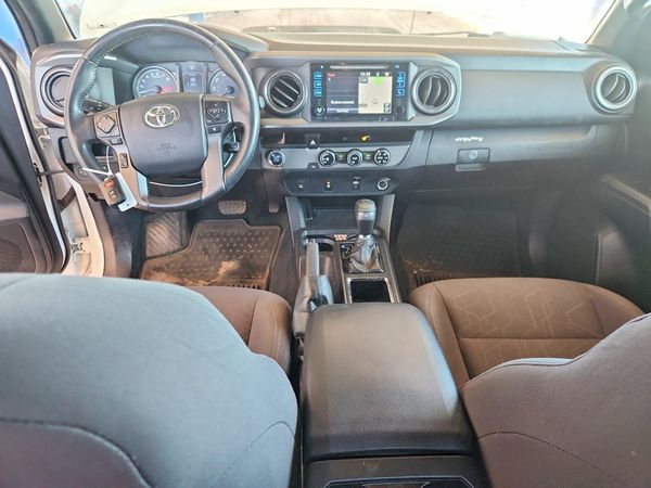 2016 TOYOTA TACOMA