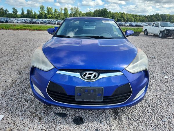 2013 HYUNDAI VELOSTER
