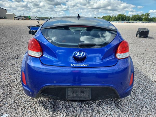 2013 HYUNDAI VELOSTER