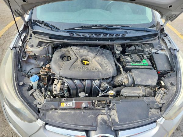 2014 HYUNDAI ELANTRA GLS(Middle)