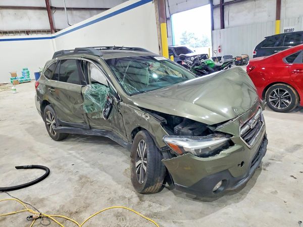 2018 SUBARU OUTBACK Limited+M/R — Passenger 3/4