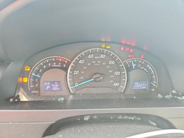 2018 TOYOTA CAMRY