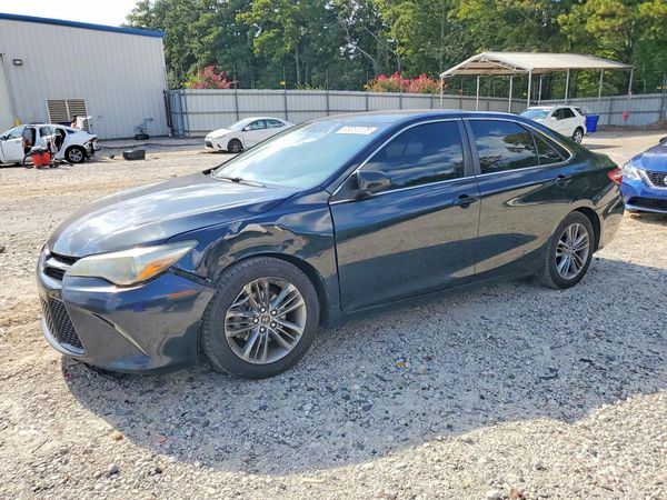 2015 TOYOTA CAMRY