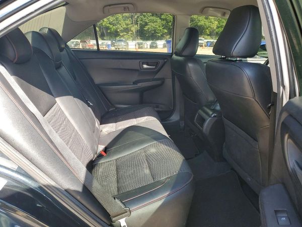 2015 TOYOTA CAMRY