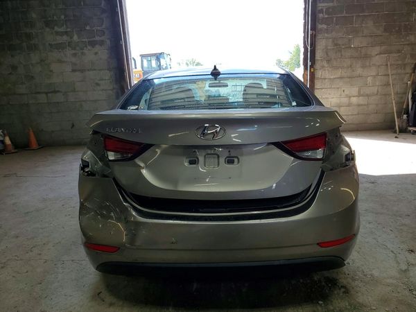 2016 HYUNDAI ELANTRA