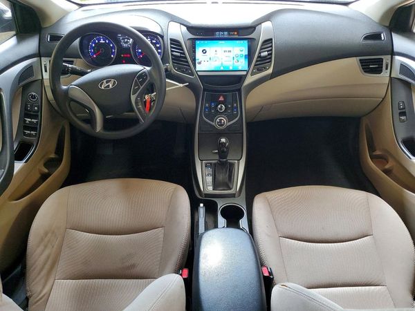 2016 HYUNDAI ELANTRA