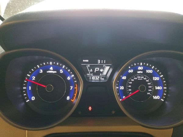 2016 HYUNDAI ELANTRA