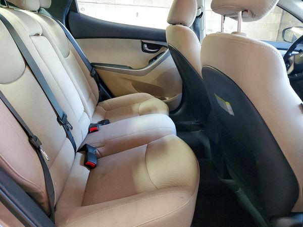 2016 HYUNDAI ELANTRA