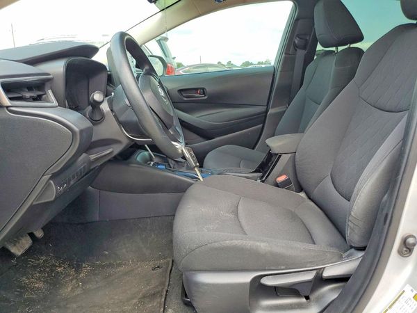 2022 TOYOTA COROLLA