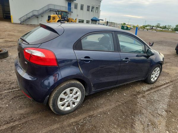 2015 KIA RIO GL - Middle-low