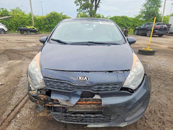 2015 KIA RIO GL - Middle-low