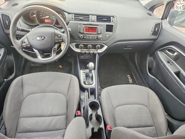 2015 KIA RIO GL - Middle-low